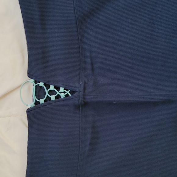 Fabletics High Waisted Ribbed Full Length Leggings, Size XL - Picture 2 of 3